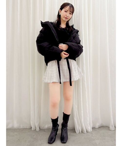 dazzlin（ダズリン）の「リボンチュールオフショルニットトップス（ニット/セーター・レディース・ブラック/オフホワイト/グレー・FREE）」の19枚目の写真