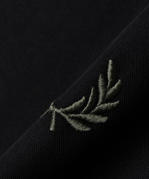 FRED PERRY(フレッドペリー)の「FRED PERRY: COTTON CABAN JACKET(ブルゾン・メンズ・ブラック・LARGE/MEDIUM)」の11枚目の写真