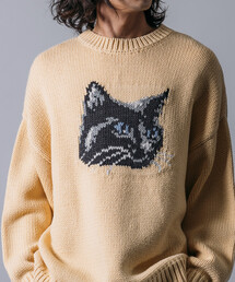 限定展開 リラックスフィット キャットモチーフ ローゲージ ジャガード クルーネックニット