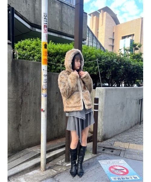 LAGUA GEM(ラグアジェム)の「ASYMMETRY DRAPE COTTON スカート(スカート・レディース・カーキ/グレー・MEDIUM/SMALL/X-SMALL)」の4枚目の写真