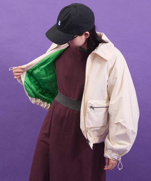 I am I in fact...(アイアムアイインファクト)の「EVO DOWN W ZIP ブルゾン(ダウンジャケット/コート・レディース・ベージュ/スミクロ/オフホワイト・FREE)」の8枚目の写真