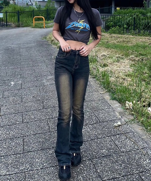 Flugge（フラッジー）の「フレアデニムパンツ（デニムパンツ・レディース・ブラック・MEDIUM/SMALL）」の4枚目の写真