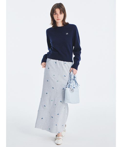 FURFUR（ファーファー）の「ロゴ刺繍クルーネックセーター（ニット/セーター・レディース・アイボリー/ピンク/グレー/ネイビー/ライトブルー・F）」の13枚目の写真