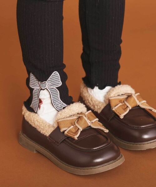 SLAP SLIP（スラップスリップ）の「裾リボンパッチ刺しゅうレギンス(80~130cm)（レギンス/スパッツ・キッズ・オフホワイト/オレンジ/ブラック・80ｃｍ/90cm/110cm/130cm/100cm/120cm）」の4枚目の写真