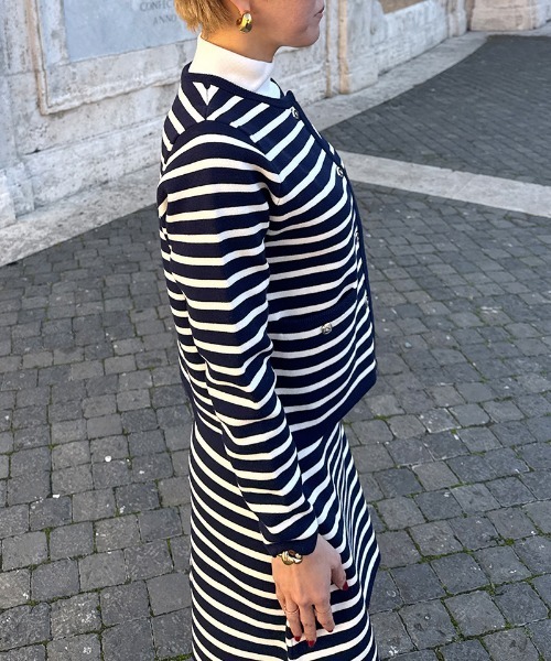 JENNE(ジェンヌ)の「マリン風ニットジャケット(カーディガン/ボレロ・レディース・グレー/ネイビー/グリーン・SMALL/MEDIUM/LARGE)」の21枚目の写真