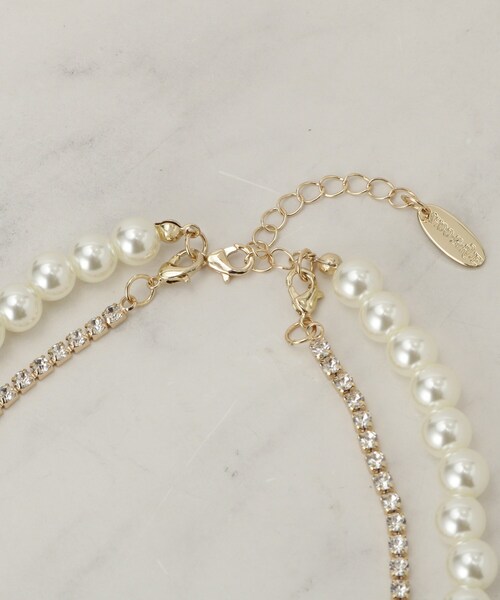 SHOO・LA・RUE（シューラルー）の「【セレモニー】2連ダイヤレーン＆フェイクパールネックレス（ネックレス・レディース・ゴールド/ピンクゴールド/シルバー・00）」の9枚目の写真