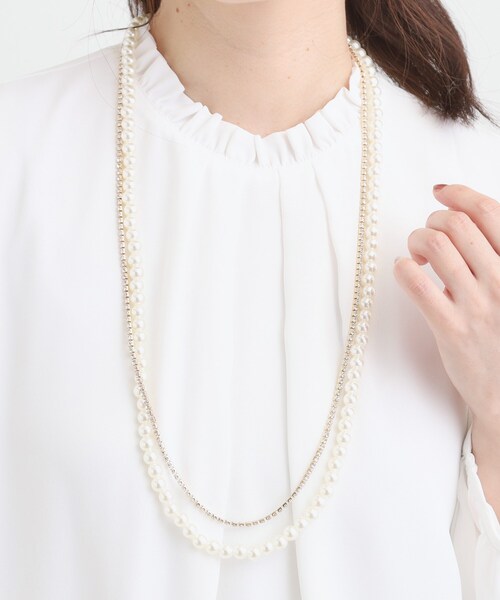 SHOO・LA・RUE（シューラルー）の「【セレモニー】2連ダイヤレーン＆フェイクパールネックレス（ネックレス・レディース・ゴールド/ピンクゴールド/シルバー・00）」の10枚目の写真