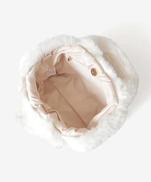 Honeys（ハニーズ）の「チェーン付ファーバッグ（ハンドバッグ・レディース・ベージュ/アイボリー/グレー・FREE）」の14枚目の写真