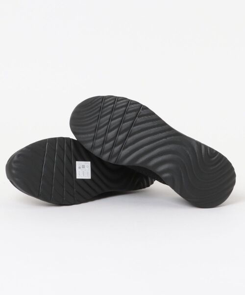 SKECHERS(スケッチャーズ)の「【SKECHERS】スケッチャーズ Slip-ins: BOBS Sport Squad Chaos - Daily Glitz(スリップインズ:ボブス スポーツ スクワッド カオス - デイリーグリッツ)スリッポンスニーカー 117622(スニーカー・レディース・ブラック×ブラック・23.0cm/23.5cm/24.0cm/24.5cm/22.5cm/25.0cm)」の3枚目の写真