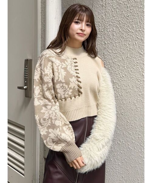 MURUA（ムルーア）の「ショルダーフラワーシャギーニット（ニット/セーター・レディース・ブラック/アイボリー/ネイビー/ブラウン・FREE）」の19枚目の写真