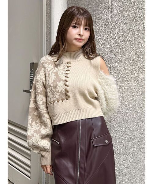 MURUA（ムルーア）の「ショルダーフラワーシャギーニット（ニット/セーター・レディース・ブラック/アイボリー/ネイビー/ブラウン・FREE）」の20枚目の写真