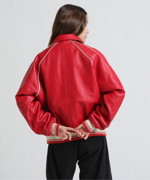 MOUSSY(マウジー)の「《AVIREX×MOUSSY》LEATHER VARSITY JACKET(スタジャン・レディース・レッド・F)」の5枚目の写真