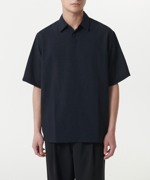 MUSINSA STANDARD（ムシンサスタンダード）の「リラックスドリネンライクトニック半袖シャツ[ネイビー]（シャツ/ブラウス・メンズ・その他・SMALL/MEDIUM/LARGE/X-LARGE/XX-LARGE）」の2枚目の写真