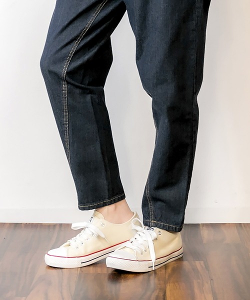 MARAI(マーライ)の「サルエルデニムパンツ ジーンズ ワイドパンツ キレイめ(デニムパンツ・レディース・ブルー/ワンウォッシュ/ホワイト/ネイビー・S/LL/L/4L/3L/M)」の17枚目の写真