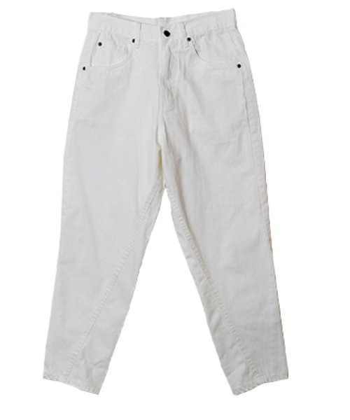 MARAI(マーライ)の「サルエルデニムパンツ ジーンズ ワイドパンツ キレイめ(デニムパンツ・レディース・ブルー/ワンウォッシュ/ホワイト/ネイビー・S/LL/L/4L/3L/M)」の15枚目の写真