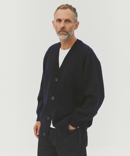 CASHMERE CASHMERE(カシミヤカシミヤ)の「【CASHMERE CASHMERE/カシミヤカシミヤ】CASHMERE REVERSIBLE CARDIGAN/カシミヤリバーシブルカーディガン/ニット(カーディガン/ボレロ・レディース・ダークグリーン/ブラック/ダークネイビー/モカ/ダークグレー・44/40)」の11枚目の写真