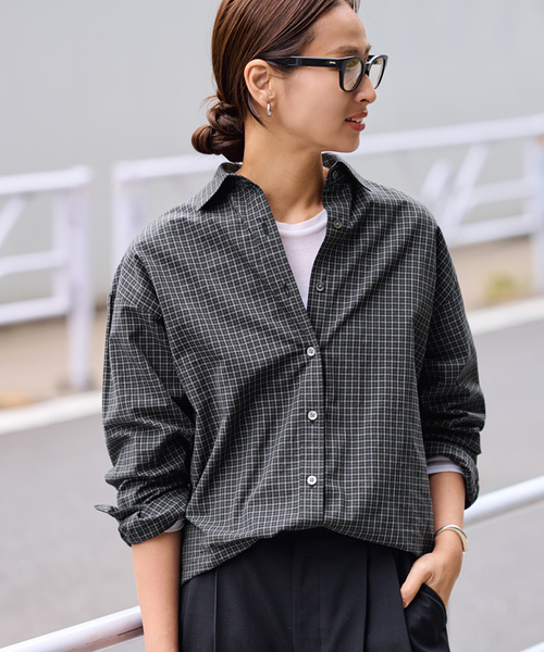 FRAMeWORK(フレームワーク)の「ミニチェックレギュラーシャツ(シャツ/ブラウス・レディース・キャメル/ブラック/ベージュ・FREE)」の14枚目の写真