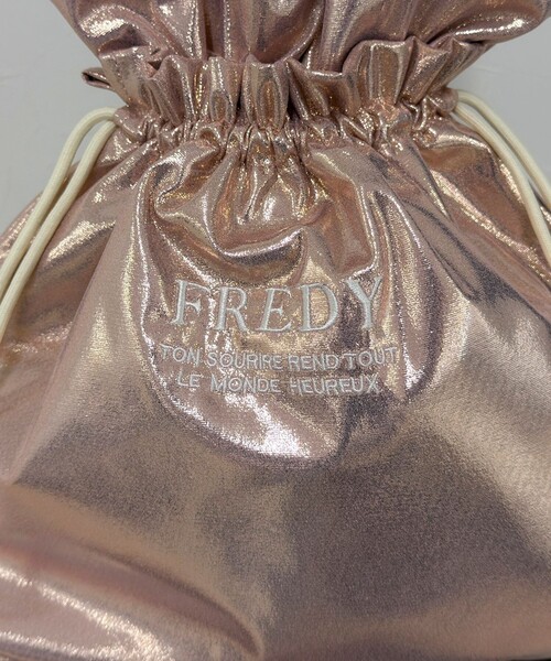 fredy emue(フレディエミュ)の「シャイニーアウトポケット刺しゅうトートバッグ(トートバッグ・レディース・ベビーピンク/ブラック/グレー/ブロンズ・FREE)」の20枚目の写真