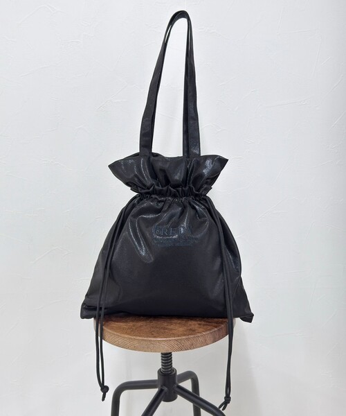 fredy emue(フレディエミュ)の「シャイニーアウトポケット刺しゅうトートバッグ(トートバッグ・レディース・ベビーピンク/ブラック/グレー/ブロンズ・FREE)」の22枚目の写真