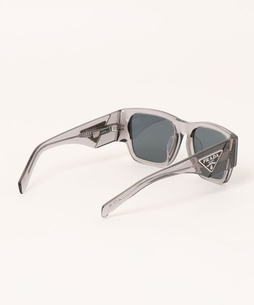 PRADA（プラダ）の「【PRADA/プラダ】スクエア サングラス PR10ZSF 16Z70B（サングラス・メンズ・グレー・FREE）」の3枚目の写真