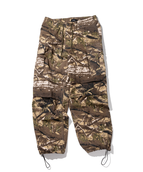 MASSNOUN(マスノウン)の「M51 TREE CAMO STRING CARGO PANTS MFHCP004-KK(その他パンツ・レディース・その他・LARGE/MEDIUM/X-LARGE)」の1枚目の写真