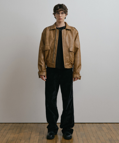 DUSTYWHITE(ダスティーホワイト)の「BEIGE VINTAGE FAUX LEATHER A-1 JUMPER (3oz)(ライダースジャケット・メンズ・その他・MEDIUM/LARGE/X-LARGE)」の3枚目の写真