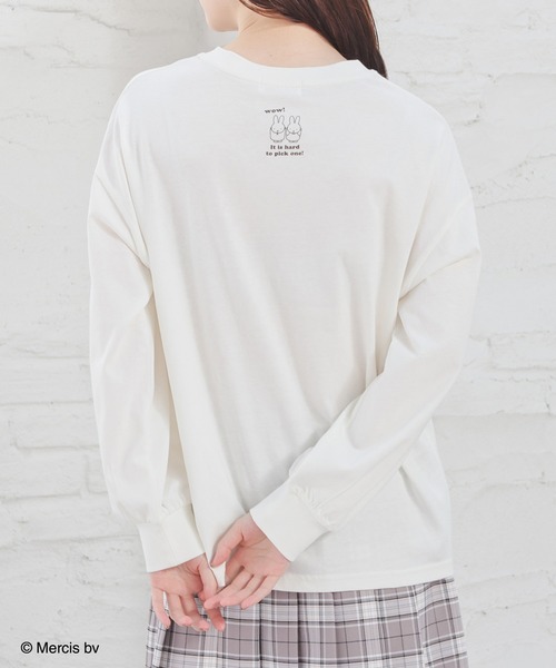 Honeys(ハニーズ)の「【UVカット】ミッフィー/ゆるTシャツ(Tシャツ/カットソー・レディース・オートミール/スミクロ/アイボリー・L/LL/M/S)」の18枚目の写真