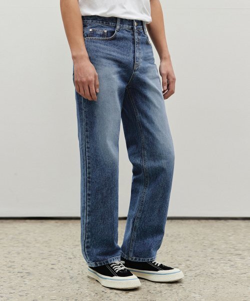 DECET(デケト)の「Dawn Semi Wide Jeans DCPT002LaserBlue(デニムパンツ・レディース・その他・26/28/34/32)」の3枚目の写真