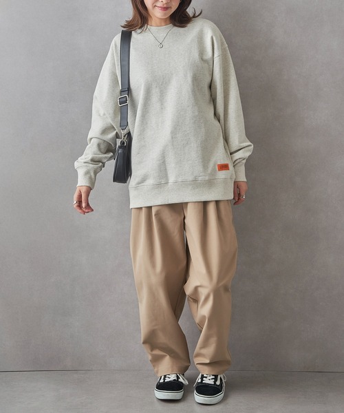 UNIVERSAL OVERALL（ユニバーサルオーバーオール）の「【UNIVERSAL OVERALL】U2533250-E UO BACK LOGO SWEAT（スウェット・メンズ・オートミール/グレー/ブラック・L/XL/M/S）」の15枚目の写真
