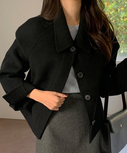 ReRe(リリ)の「ウール調ワイドカラーショート丈コート(テーラードジャケット・レディース・ダークグレー/ベージュ/ブラック/ライトグレー・FREE)」の11枚目の写真
