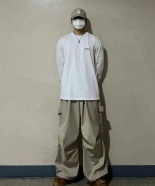 DOLPHIN WAVE APPAREL（ドルフィンウェーブアパレル）の「[2PACK]ドルフィンアーチロゴロングスリーブTシャツブラックホワイト2パック（Tシャツ/カットソー・メンズ・その他・MEDIUM/LARGE/X-LARGE）」の4枚目の写真