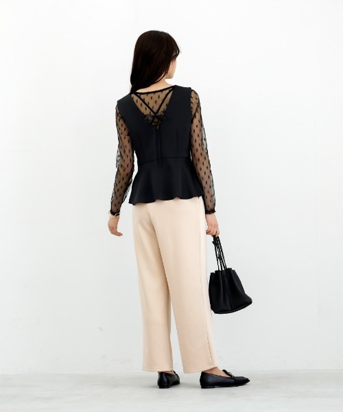 White Collection（ホワイトコレクション）の「【 リラクシーに映える 】 ハイストレッチライトポンチ・ウエストベルトデザインバレルレッグパンツ（その他パンツ・レディース・ネイビー/ブラック/ライトベージュ・S/M/L）」の7枚目の写真