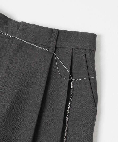 ITEMS URBANRESEARCH（アイテムズ アーバンリサーチ）の「チェーンベルト付きパンツ（その他パンツ・レディース・ブラック/グレー/ベージュ・FREE）」の22枚目の写真