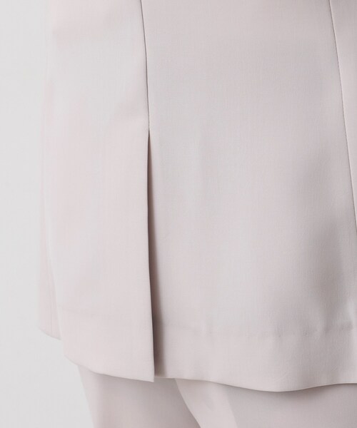 UNTITLED（アンタイトル）の「エアリーノーカラージャケット（ノーカラージャケット・レディース・チャコールグレー/ナチュラル/ネイビー・01/03/02/42/04/46/44/50/48/00）」の5枚目の写真