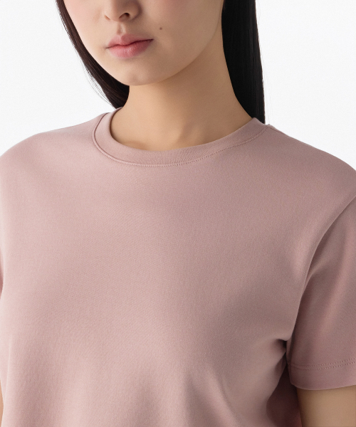 MUSINSA STANDARD WOMAN（ムシンサスタンダードウーマン）の「ウィメンズクルーネッククロップTシャツ[デザートピンク]（Tシャツ/カットソー・レディース・その他・LARGE/SMALL/X-LARGE/MEDIUM/X-SMALL）」の4枚目の写真