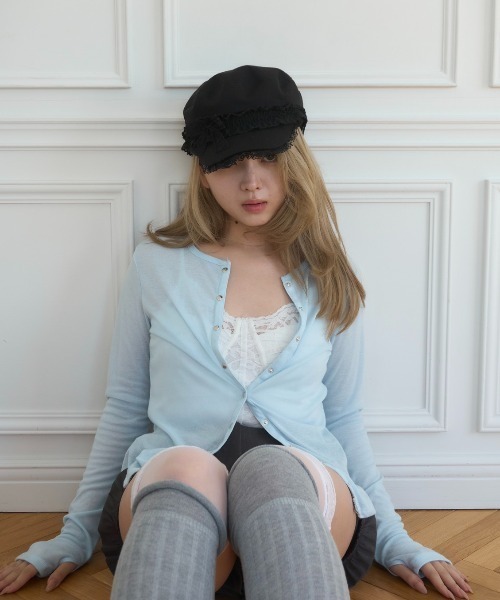 Smyeon（スミョン）の「Logo embroidery Long sleeve sheer cardigan/ロゴ刺繍シアーカットカーディガン（カーディガン/ボレロ・レディース・グレー/ライトブルー/ブラック/パープル/ミント・FREE）」の4枚目の写真
