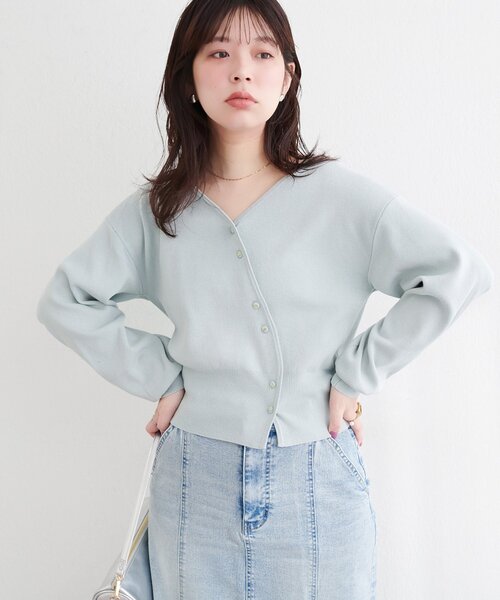 natural couture（ナチュラルクチュール）の「アシメデザイン釦カーデ（カーディガン/ボレロ・レディース・サックスブルー/オフホワイト/ピンク/ネイビー・FREE）」の17枚目の写真