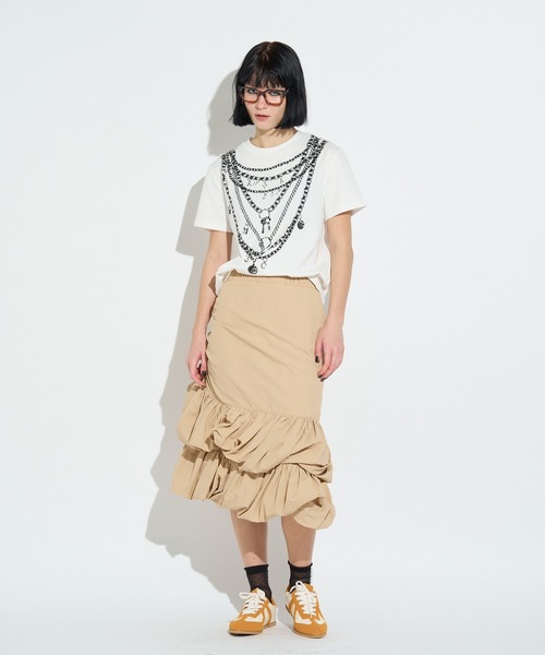 ANNA SUI NYC(アナ スイ エヌ ワイ シー)の「フェイクアクセサリープリントTシャツ(Tシャツ/カットソー・レディース・ブラック/ホワイト・FREE)」の8枚目の写真