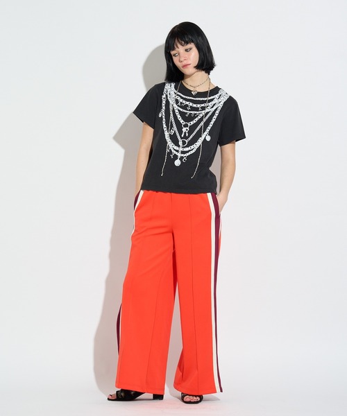 ANNA SUI NYC(アナ スイ エヌ ワイ シー)の「フェイクアクセサリープリントTシャツ(Tシャツ/カットソー・レディース・ブラック/ホワイト・FREE)」の16枚目の写真