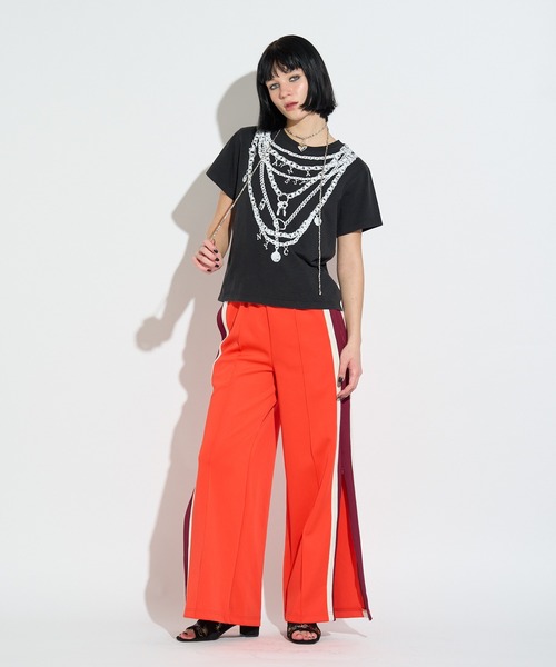 ANNA SUI NYC(アナ スイ エヌ ワイ シー)の「フェイクアクセサリープリントTシャツ(Tシャツ/カットソー・レディース・ブラック/ホワイト・FREE)」の17枚目の写真