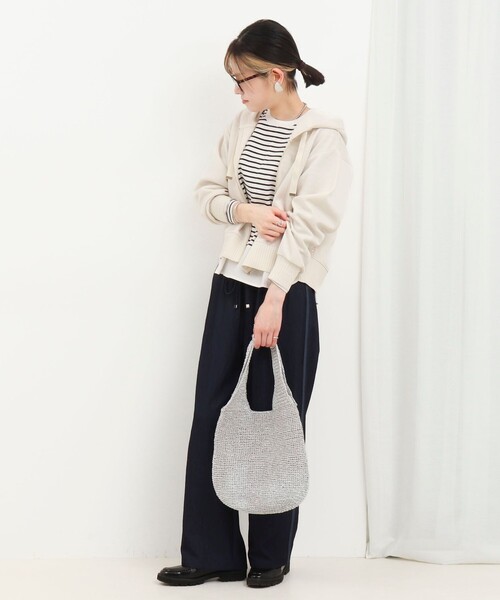 MICO COULIER（ミコクリエ）の「《セットアップ対応》軽量ボンディングパーカー（パーカー・レディース・カーキ/キナリ/ネイビー・38）」の9枚目の写真