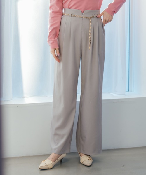 MISCH MASCH（ミッシュマッシュ）の「2026春夏新作 チェーンベルト付きタックワイドパンツ（スラックス・レディース・グレー/グリーン/ベージュ・M/S）」の2枚目の写真