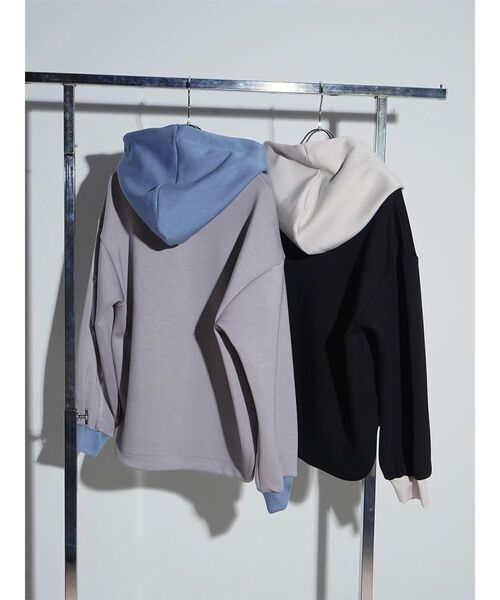 :ETHROF(イーサオブ)の「BI-COLOR BONDING HOODIE(GRAY,BLACK)(パーカー・レディース・ブラック/グレー・FREE)」の21枚目の写真