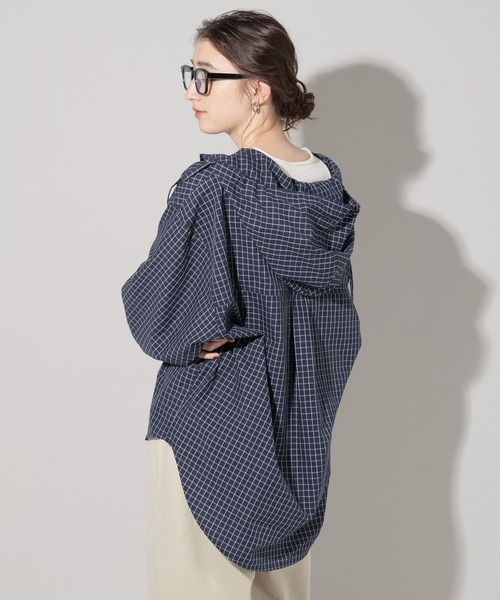 GEORGE'S（ジョージズ）の「チェックフードシャツ（シャツ/ブラウス・レディース・オフホワイト/グリーン/ネイビー・FREE）」の3枚目の写真