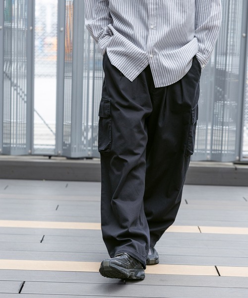 RAGEBLUE(レイジブルー)の「Military Cargo Tuck Wide Pants/タックワイドミリタリーカーゴパンツ(カーゴパンツ・メンズ・ホワイト/ネイビー/カーキ/ブラック・MEDIUM/SMALL/LARGE)」の9枚目の写真
