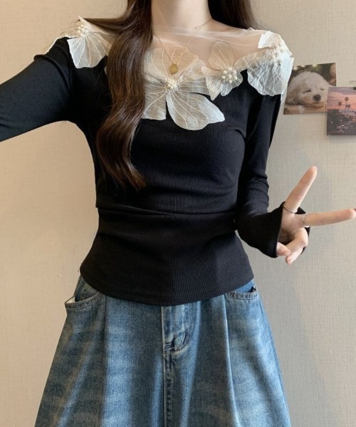Ritzy（リッツィー）の「衿フェイクビーズ付きレースブラウストップス（シャツ/ブラウス・レディース・ブラック/ホワイト・M/L）」の17枚目の写真