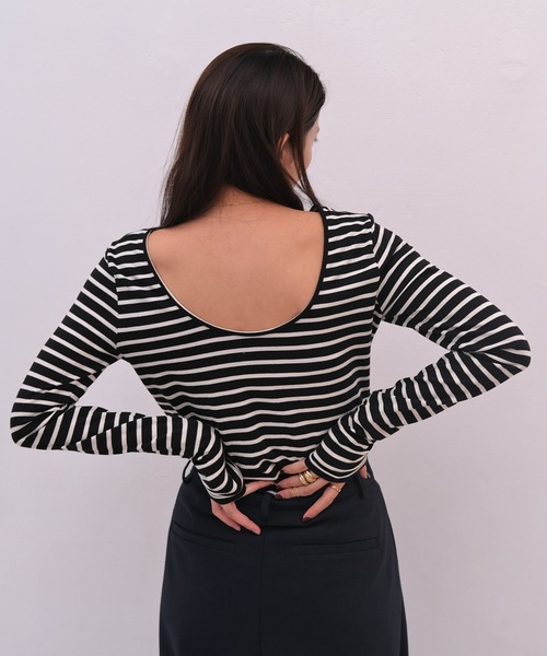 AKTE（アクテ）の「タイトボーダーバックラウンドプルオーバー（Tシャツ/カットソー・レディース・ホワイト系/ブラック系/レッド系・FREE）」の3枚目の写真