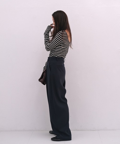 AKTE（アクテ）の「タイトボーダーバックラウンドプルオーバー（Tシャツ/カットソー・レディース・ホワイト系/ブラック系/レッド系・FREE）」の7枚目の写真