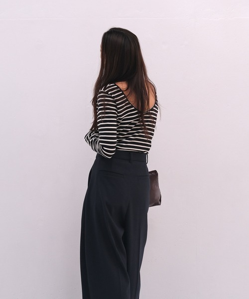 AKTE（アクテ）の「タイトボーダーバックラウンドプルオーバー（Tシャツ/カットソー・レディース・ホワイト系/ブラック系/レッド系・FREE）」の11枚目の写真