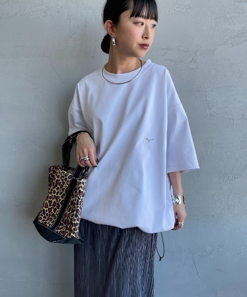 MIZUNO（ミズノ　）の「【WEB先行予約】[MIZUNO/ミズノ] 別注 ドローコード付き バックプリントTシャツ（Tシャツ/カットソー・レディース・ブラック/グレイッシュベージュ/ホワイト・XL/L/M/S）」の14枚目の写真